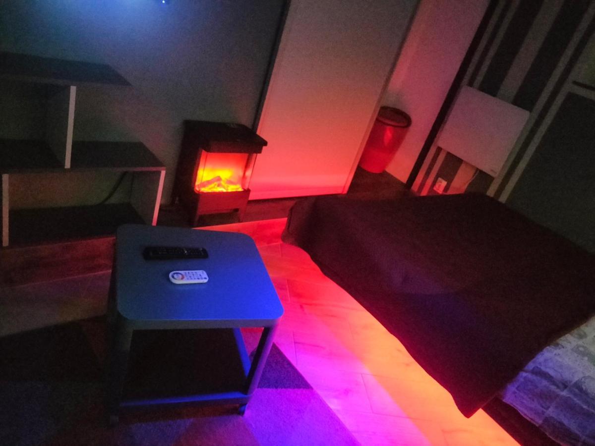 Apartment 24h Mini Na Kod Dostepu & Free Parking & No Keys Gdynia