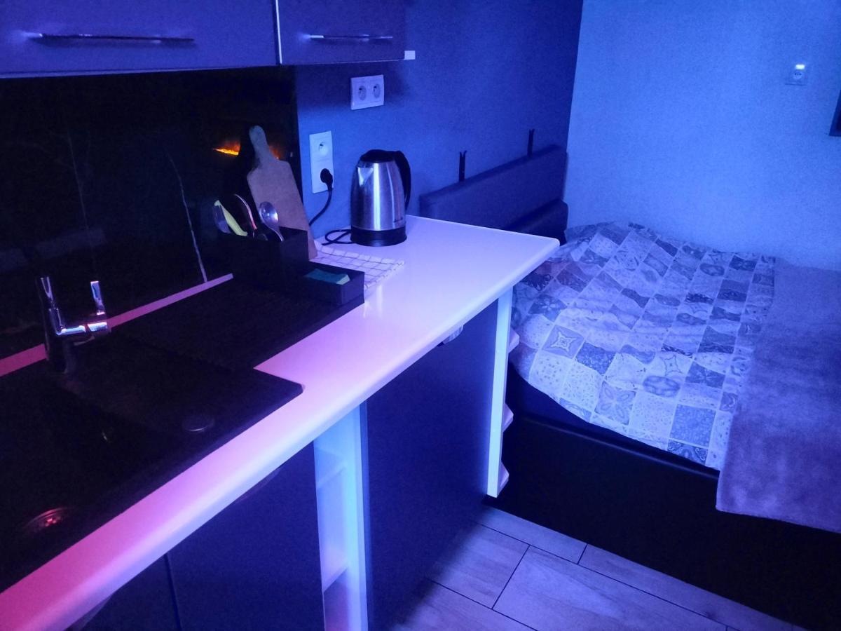 Apartment 24h Mini Na Kod Dostepu & Free Parking & No Keys Gdynia