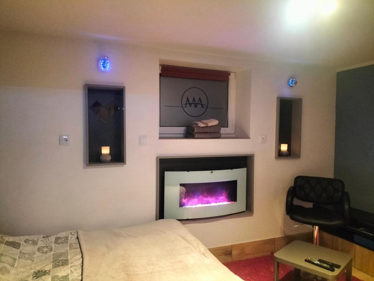Apartment 24h Mini Na Kod Dostepu & Free Parking & No Keys *